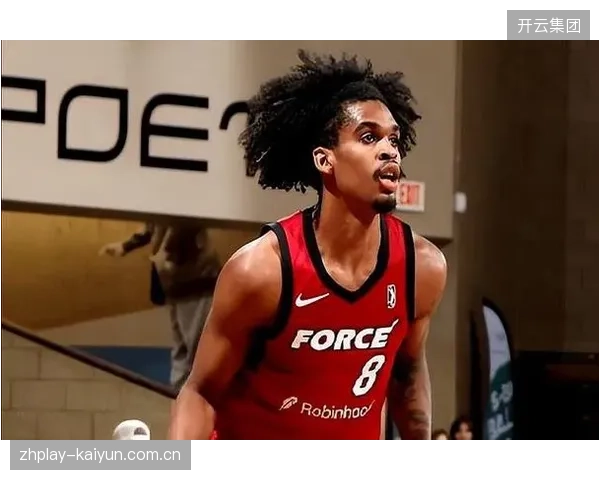 深圳队外援克里斯托弗虽有NBA履历但表现不佳，休赛期恐难获续约合同。